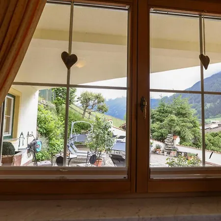 Appartementhaus Olympia Schloessl Neustift im Stubaital