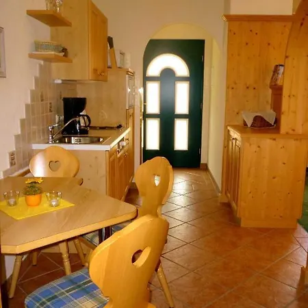 Appartementhaus Olympia Schloessl * Neustift im Stubaital