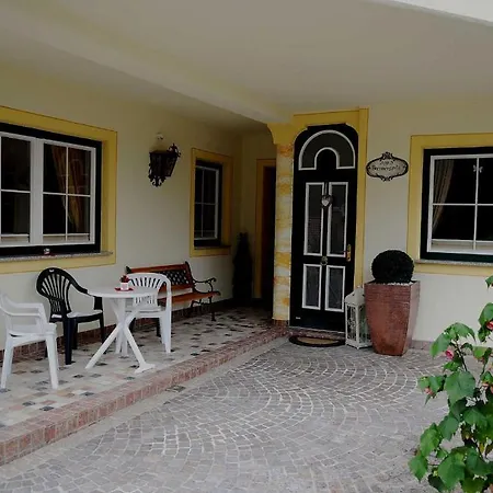 Appartementhaus Olympia Schloessl Apartment