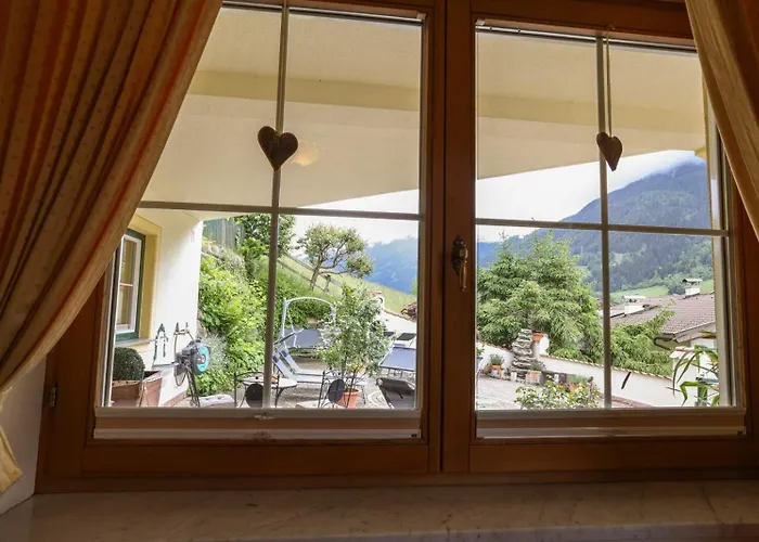 Appartementhaus Olympia Schloessl Neustift im Stubaital