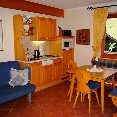 Appartementhaus Olympia Schloessl * Neustift im Stubaital