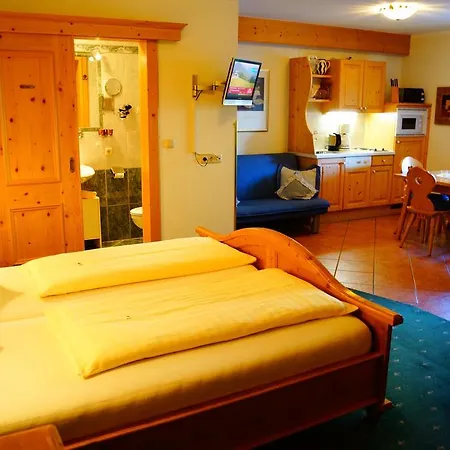 Apartman Appartementhaus Olympia Schloessl