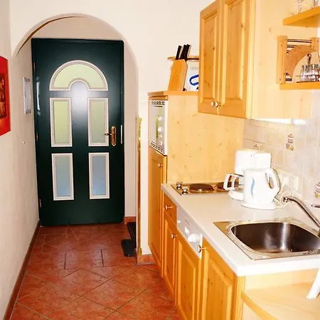 Appartementhaus Olympia Schloessl * Neustift im Stubaital